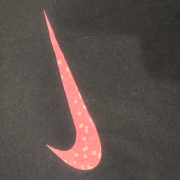 Nike girls tshirt, size small - Picture 2 of 5